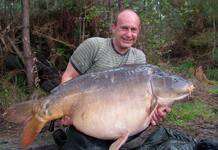 Carpe miroir 34 Kgs – Lac de curtons (Rainbow Lake) – Lac privé – Guido Glees