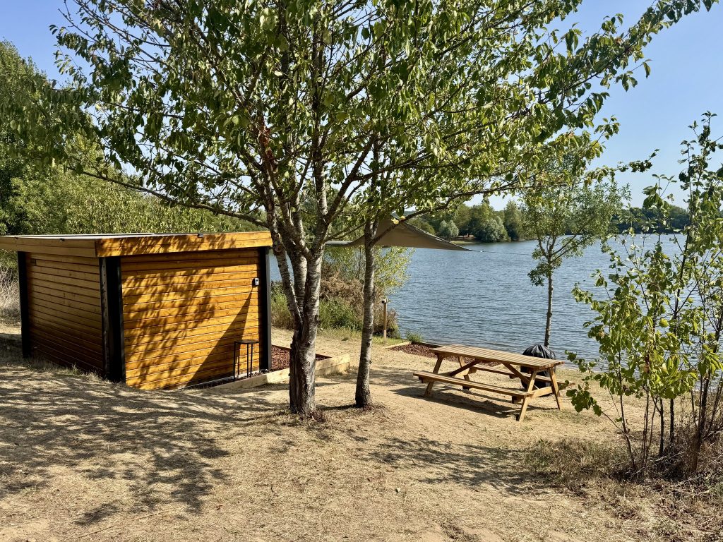 Koi San Cheffes (49) : Pêche à la carpe, guide complet & tarifs 2