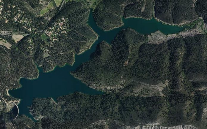 Lac de Bimont vue aérienne