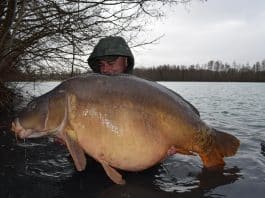 Carpe Miroir record 40 Kilos – Lac de première – Hervé Dewever