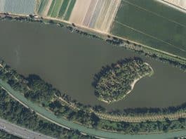 Vue aérienne sur la gravière Carpe Expérience