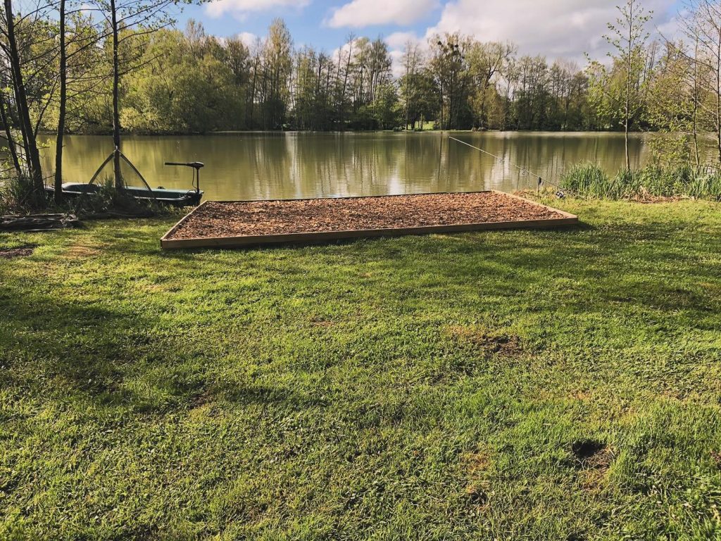 Pêcher la carpe à l’étang du Puy Follet à Laleu (Orne) : guide complet et photos 1