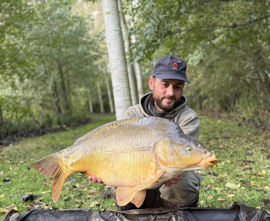 Pêcher la carpe à l’étang du Puy Follet à Laleu (Orne) : guide complet et photos 5